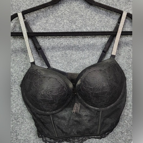 Victoria's Secret Black very sexy with Underwire Support and Adjustable Straps - Picture 1 of 8